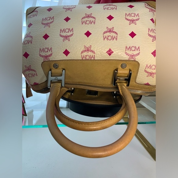 VINTAGE MCM Boston Bag 🤩”Host Pick” - Picture 12 of 16